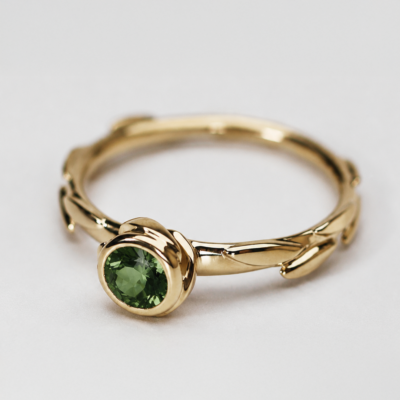 Inel din aur cu safir verde Olive Garden